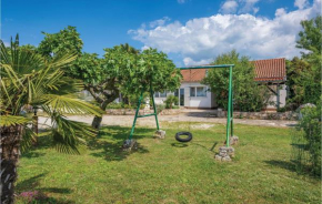 Gorgeous Home In Rovinj With Wifi